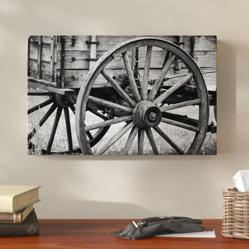 «Wagon Wheel Cart», reproduction de photo sur toile tendue, H 12 po x l 19 po x P 2 po