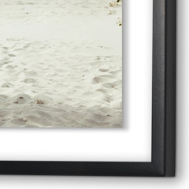 Metal Floating Frame with Chain for Wall Decor Set of 3