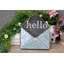 Décoration murale enveloppe en métal et bois hello