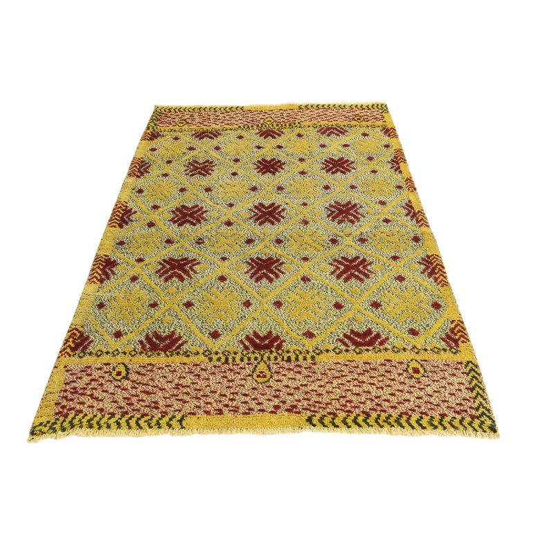 Iniguez Yellow Rug