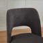 Chaises de salle à manger noires, tissu moderne recouvert de 2, conception évidée, courbé avec des clous en cuivre faits à la main, respirant et usé, système à double rebond, pieds en bois d'hévéa massif pour les salles d'art 2 américaines