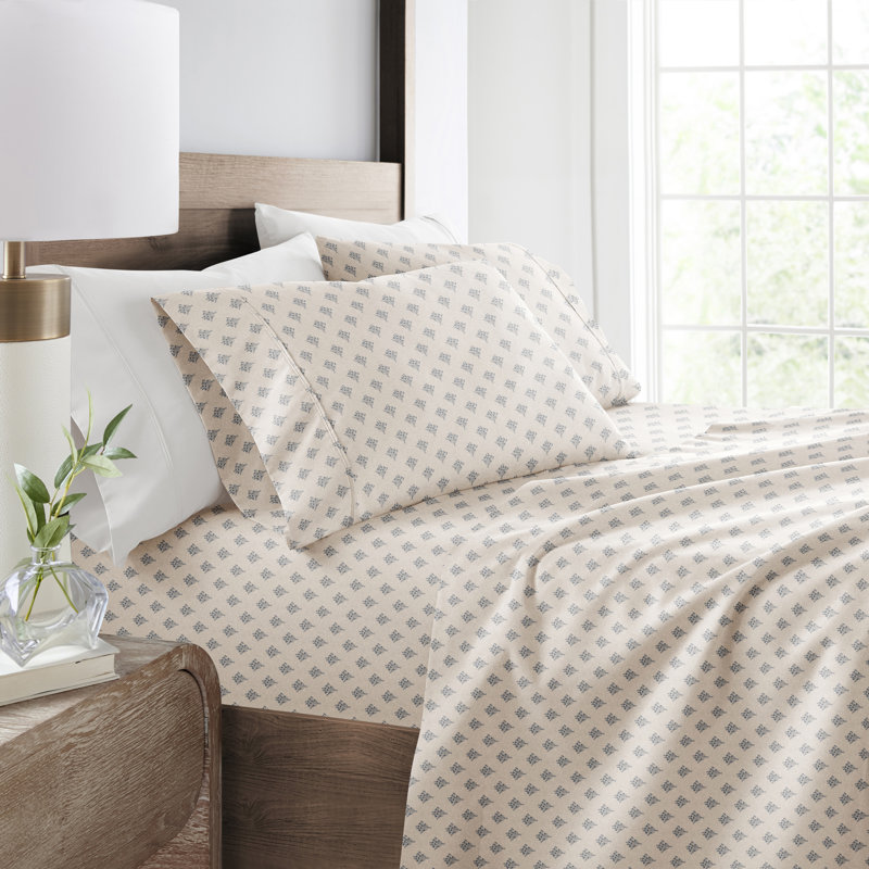 4 Piece Delicate Details Pattern Sheet Set