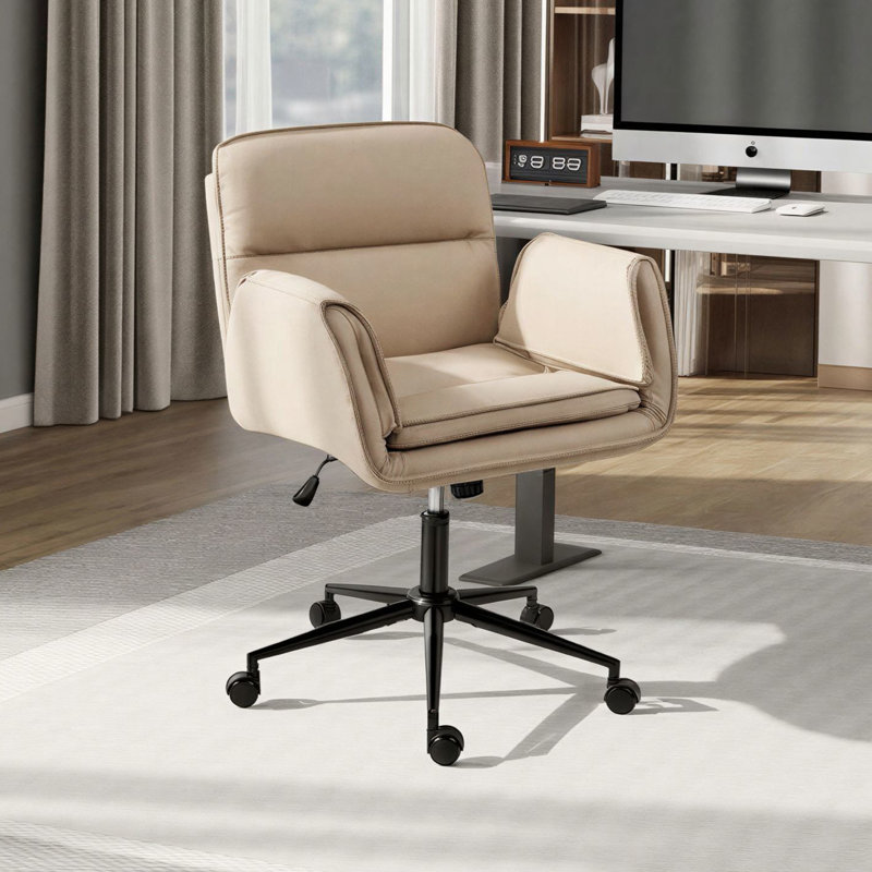 Fauteuil d'appoint pivotant en similicuir 23,6 po - Rotation à 360 °, Similicuir beige