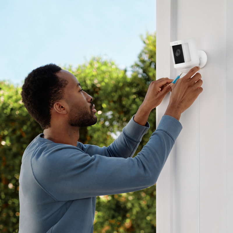 Spotlight Cam Plus Plug-in - Black