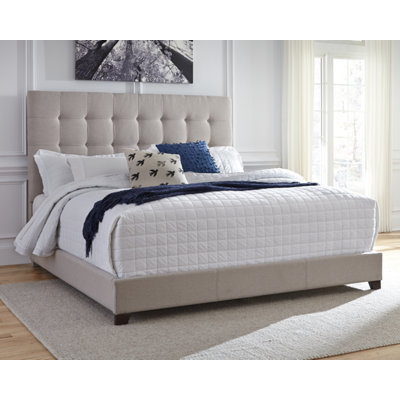Dolante Queen Tufted Upholstered Bed with Mattress -  Signature Design by Ashley, PKG014064