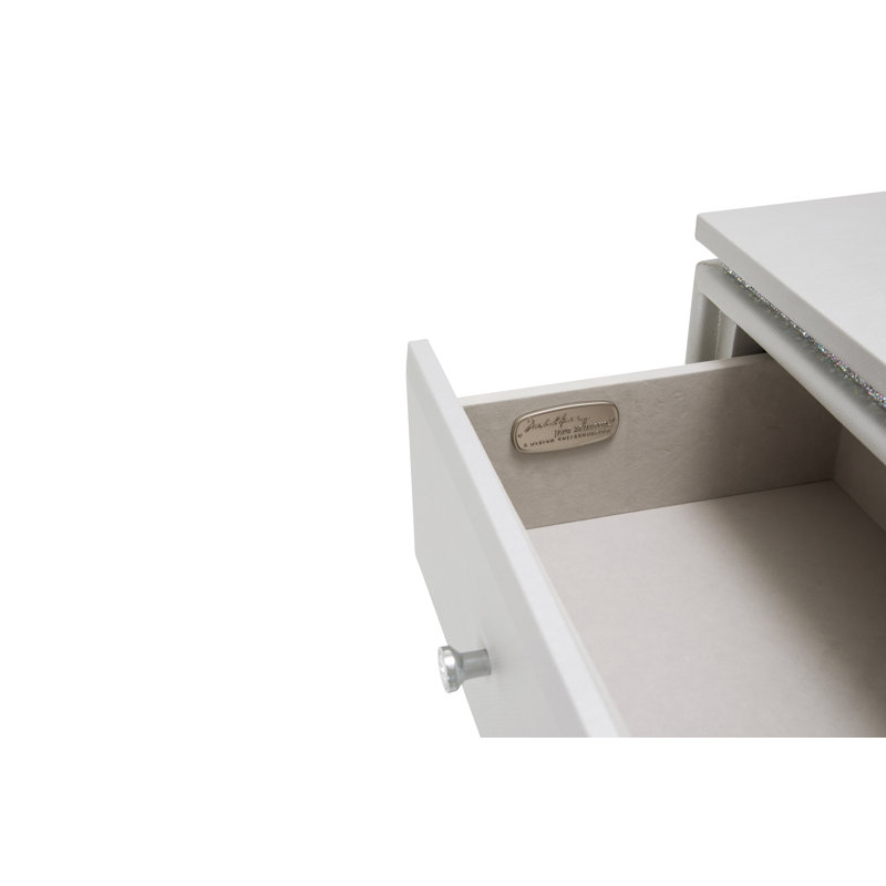 Melrose Plaza 8 - Drawer Dresser