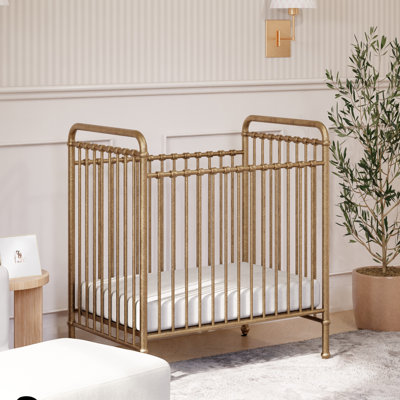 Mini lit de bébé convertible 3-en-1 Abigail