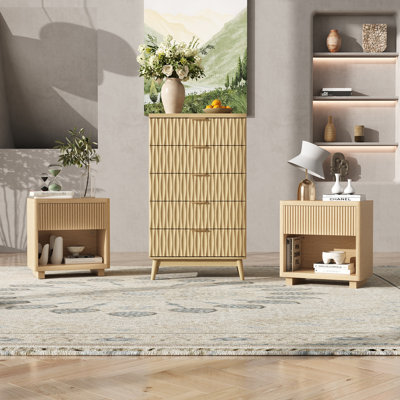 3 Piece Bedroom Set, 27.5" W 5-Drawer Dresser And Set Of 2 Nightstands With Charging Station