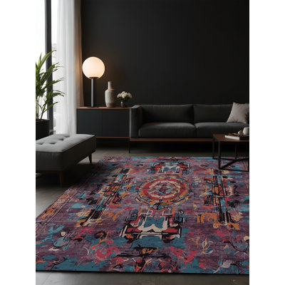 Tapis noir soyeux et moelleux