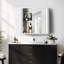 Armoire de salle de bain avec miroir-539686925