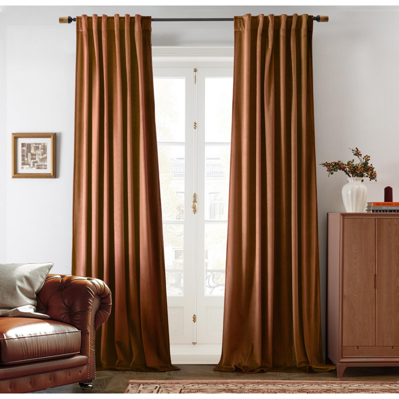 Ensemble de rideaux en velours 2 panneaux Dessy, Or / brun, L 52 po x L 108 po