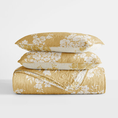 Quilt Set- Lightweight - All Season Quilted Coverlet - Distressed Bouquet