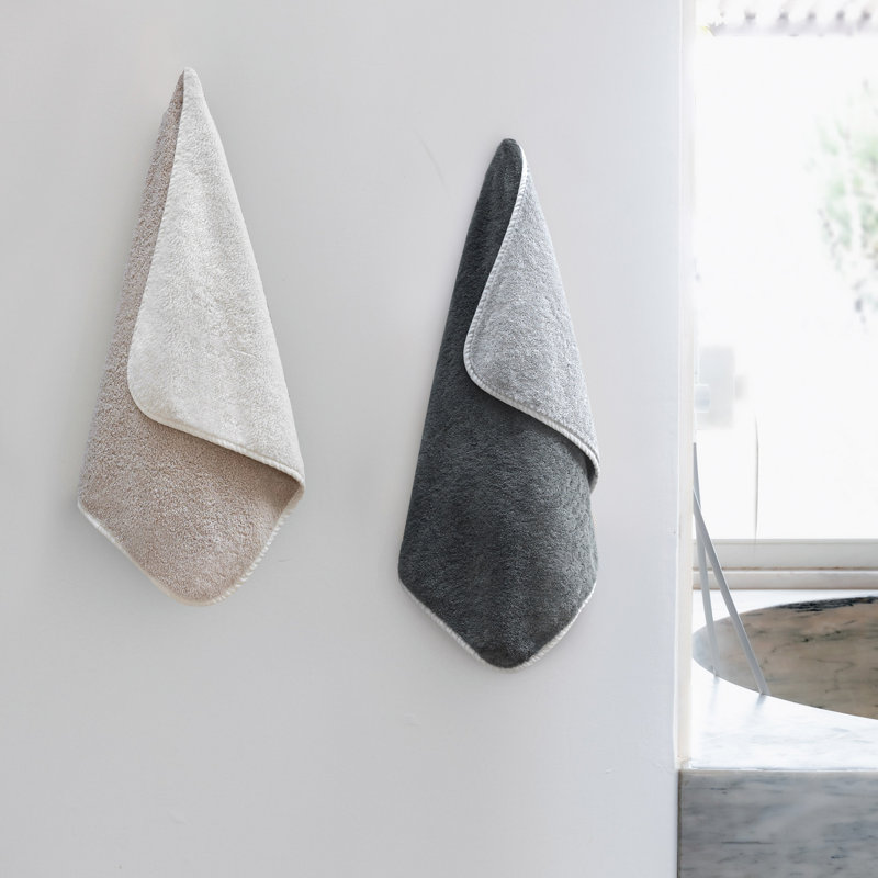Bicolore Hand Towel, Fog/Snow