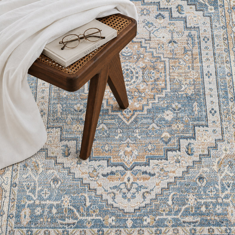 Lillian Traditional Washable Rug, Rectangle 201 x 274cm