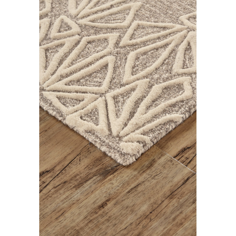 Tapis en laine Kellisha, Rectangle 9 pi 6 po x 13 pi 6 po
