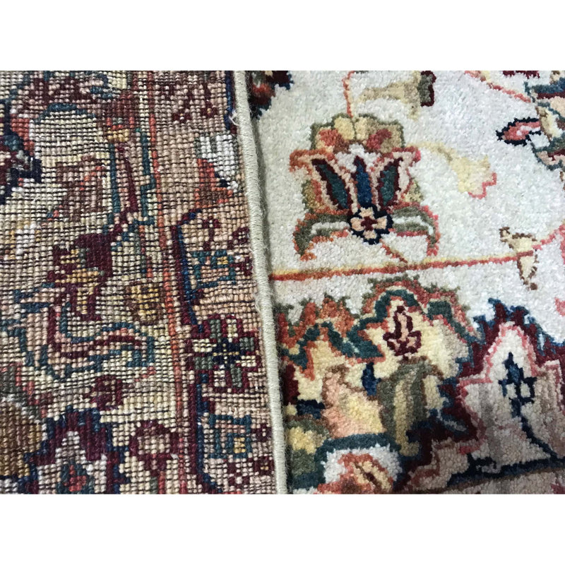 Tapis crème et doré noué à la main de haute qualité
