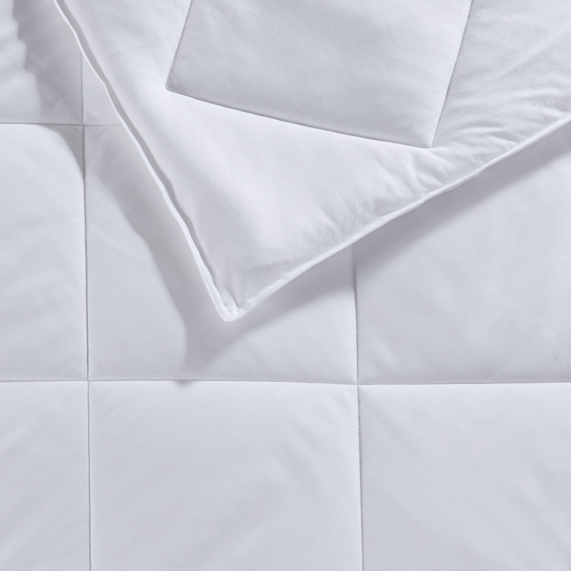White Twin Reversible Down Alternative Microfiber Comforter Set