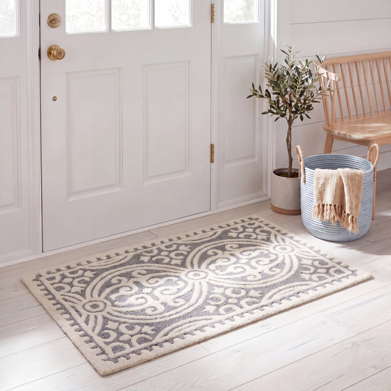 Wool Geometric Indoor Rug, Rectangle 2' x 3'