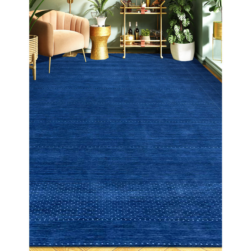 Area Rug in Blue, Rectangle 6' x 9'