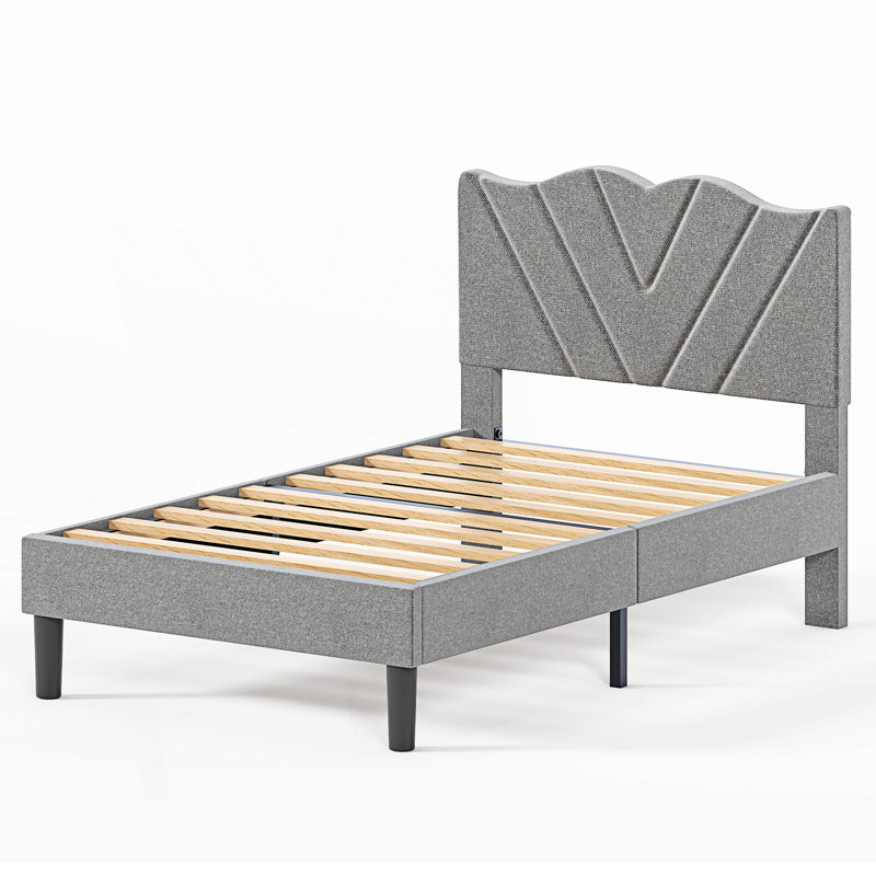 Lit plateforme simple tapissier