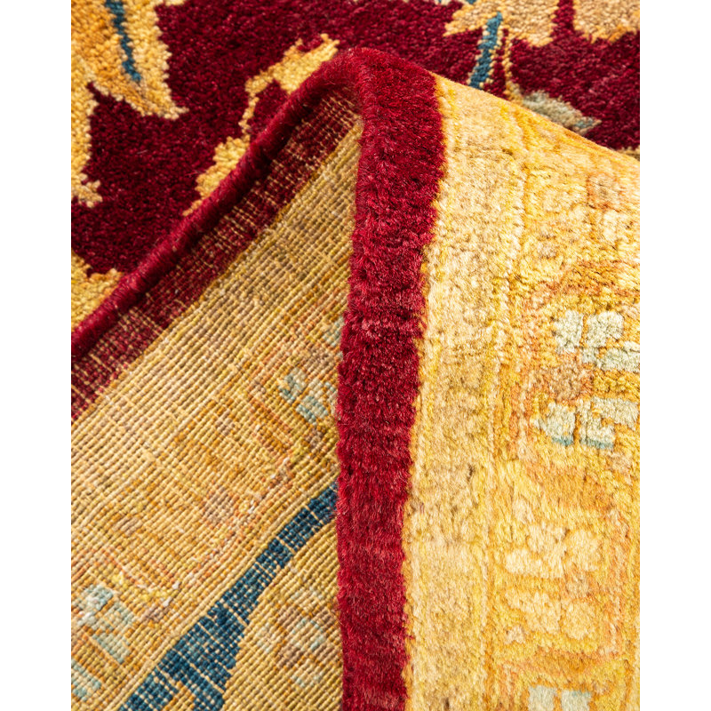 Tapis unique noué à la main Keenan - rouge / beige / bleu, 7 pi 10 po x 10 pi 1 po