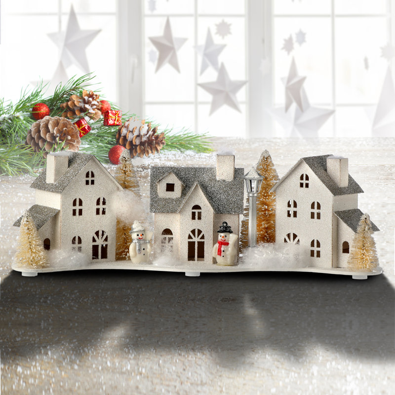 Noël en carton 12 po dans le village