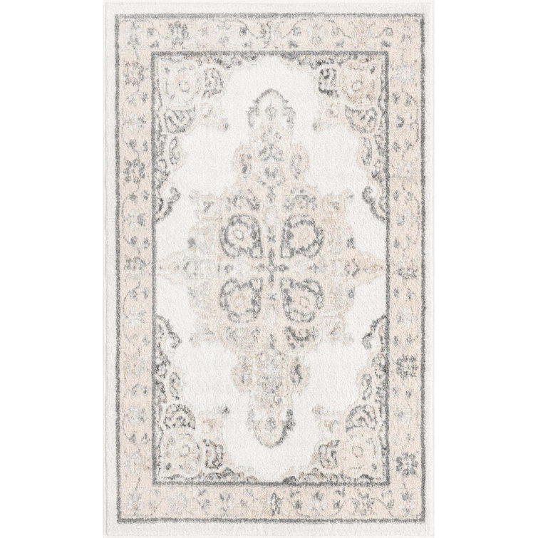 Anjelita Oriental Indoor Rug