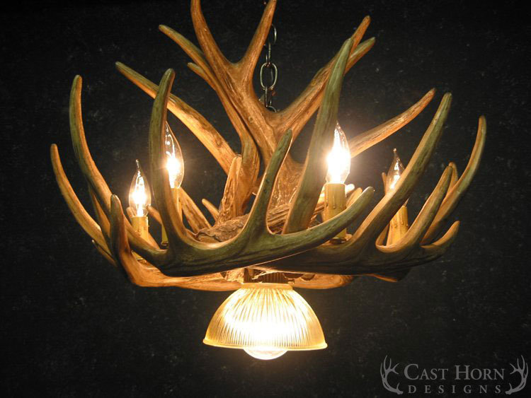 Winifred 7 - Light Dimmable Classic / Traditional Chandelier