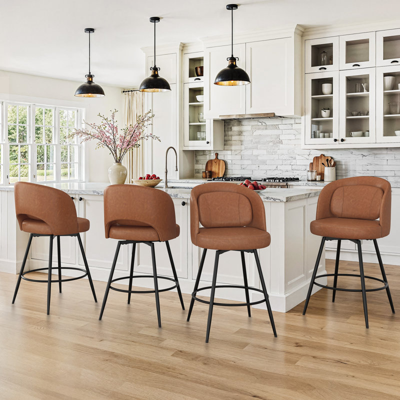 Tabouret de bar pivotant de 26 po de hauteur avec structure et coussin en métal, Brun - similicuir , 4
