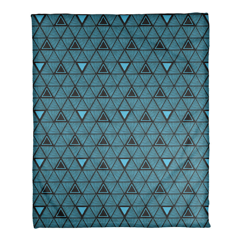 Couverture polairee triangles à la main, l 50 po x L 60 po, Sarcelle / Noir