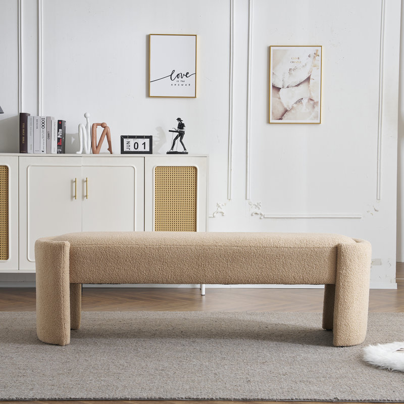 Banc long et élégant en forme de repose-pieds