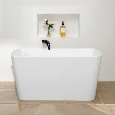 49 in. x 28 in. Soaking Bathtub with Reversible Drain in Gloss White
