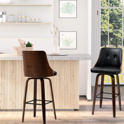 2 tabourets de bar, noir. Tabourets pivotants en cuir PU avec repose-pieds et dossier. Pieds en bois massif pour une option intelligente en cuir noir, rotation à 360 °, robustesse