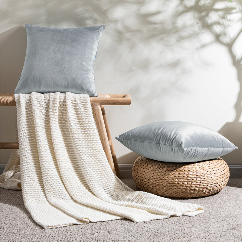 (Couvertures avec insertions) Ensemble de deux coussins décoratifs de 18 po ou 20 po, H 18 po x l 18 po, Crème, crème