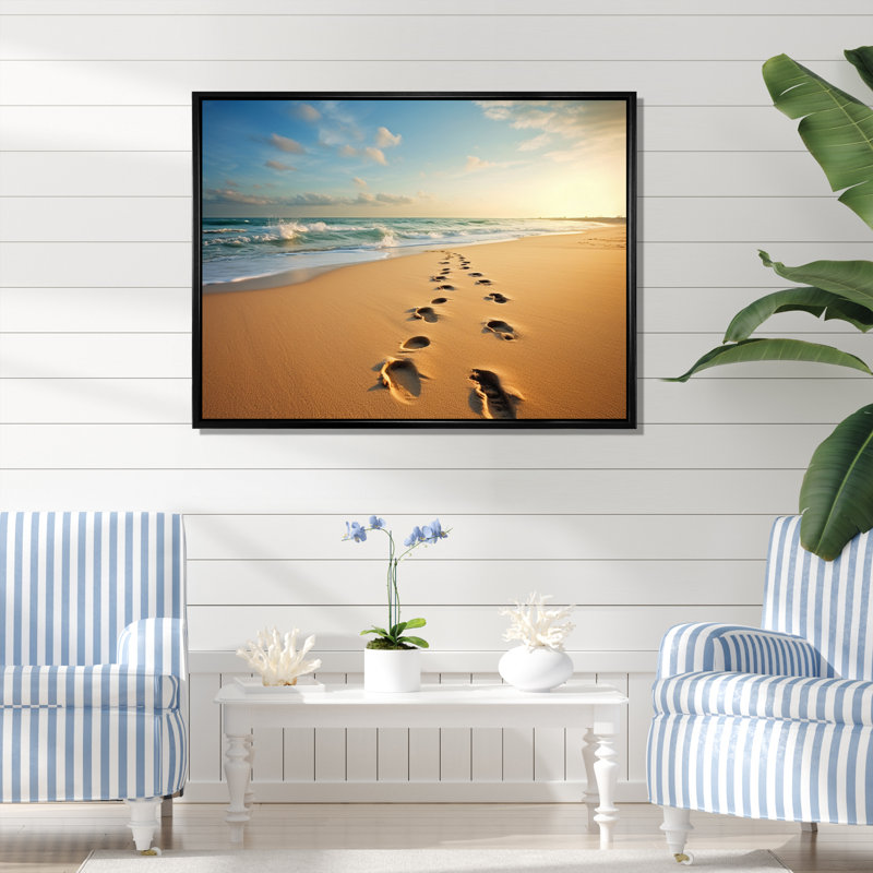 Photo de plage empreintes de pas en V - Art mural nautique et plage, salon, H 16 po x l 32 po x P 1 po, Cadre flottant noir