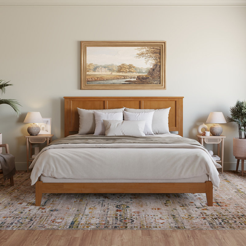 Troutville Solid Wood Standard Bed, King, Light Toffee