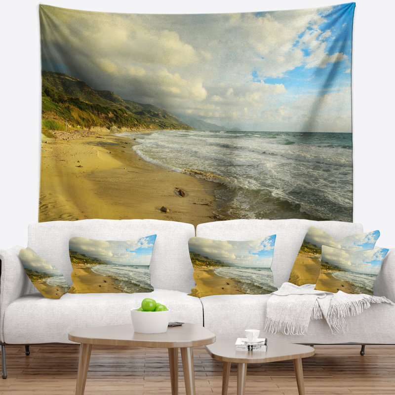 Waves meet sand tapestry Landscape, H 68 po x l 80 po