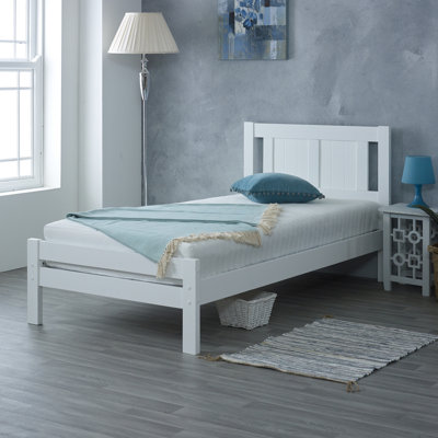 Nixon Bed