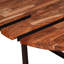 Table basse à pieds croisés