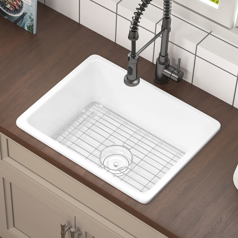 Évier de cuisine de petite ferme 24 po, évier de cuisine encastré en argile réfractaire simple blanc pour petit espace avec égouttoir et crépine