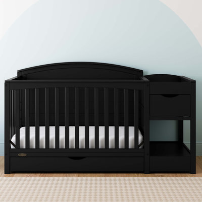 Bellwood 5-In-1 Convertible Crib And Changer