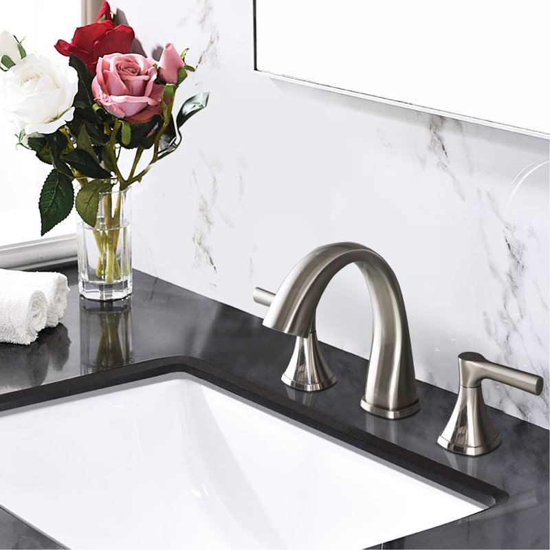 Robinet de lavabo de salle de bain à deux poignées avec installation à 3 trous et nickel brossé