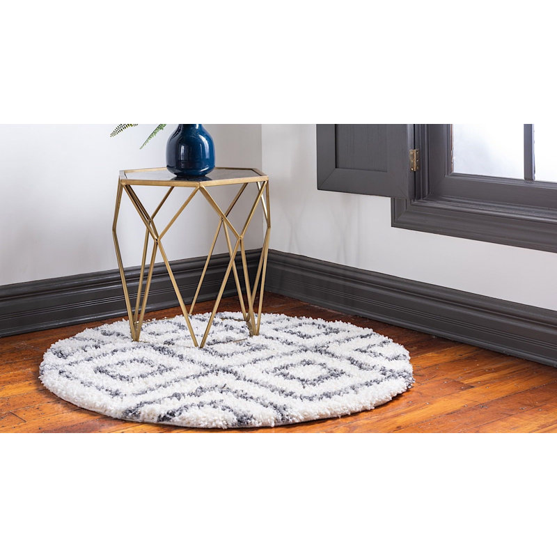 Cynithia Oriental Indoor Rug, Round 3'3"