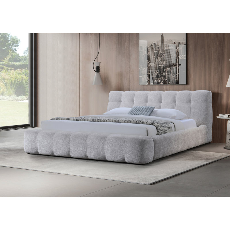 Hannah Gray Chenille Eastern King Bed, King