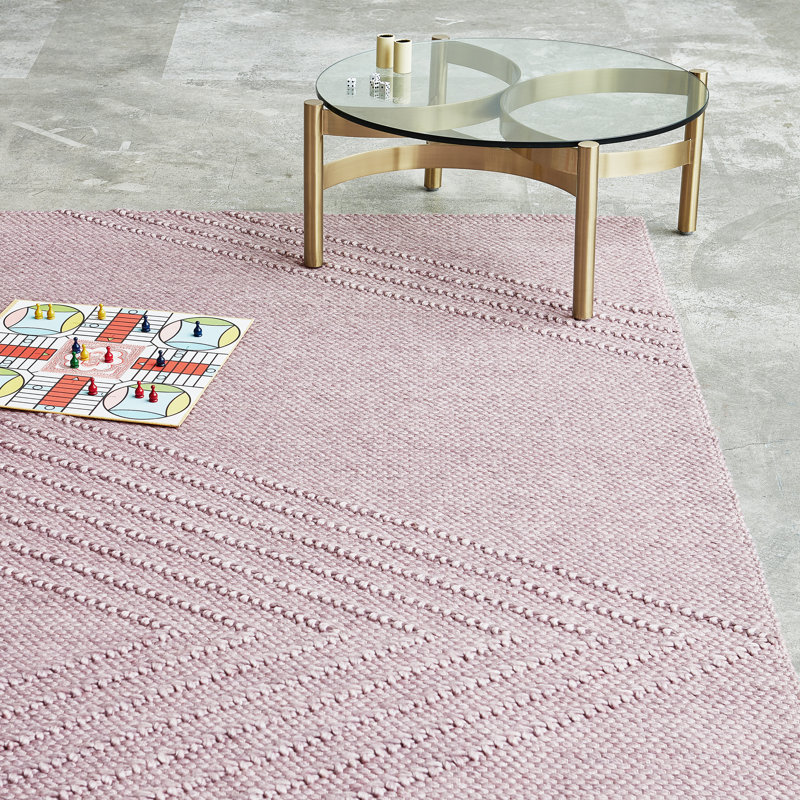 Avro Wool Area Rug in Lilac, Rectangle 5' x 8'