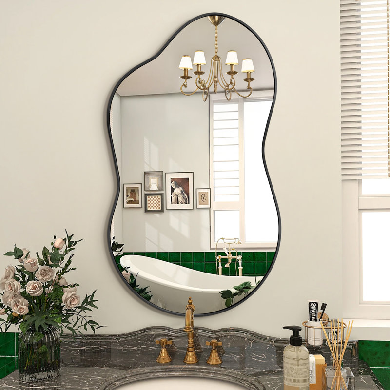 Miroir de salle de bain Asymmetric, 26 po x 46 po, Noir