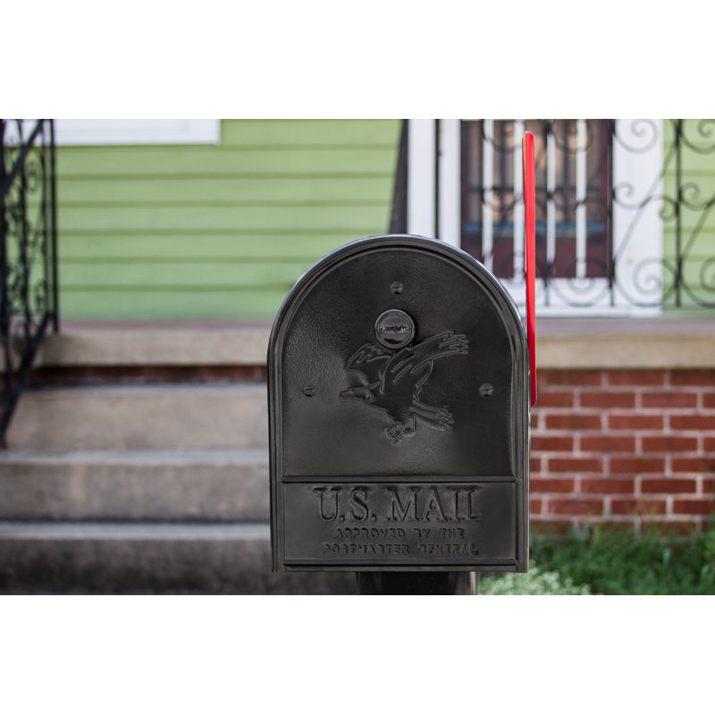 Steel Post Mounted Mailbox with Magnetic Closure