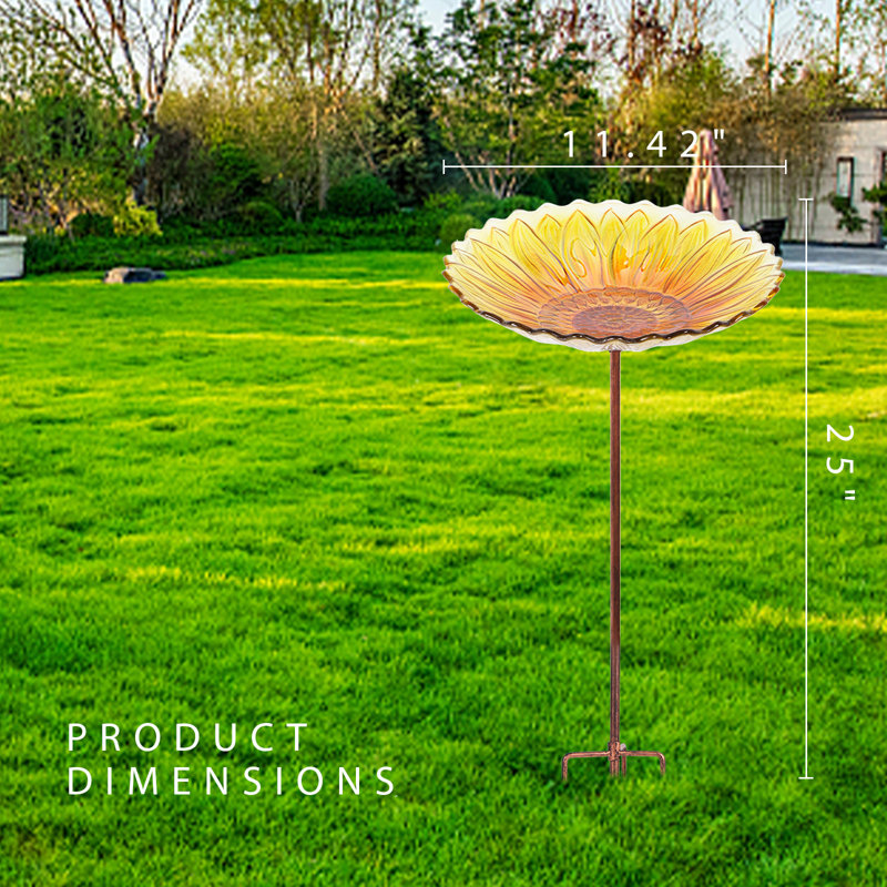 Clous Glass Mosaic Birdbath