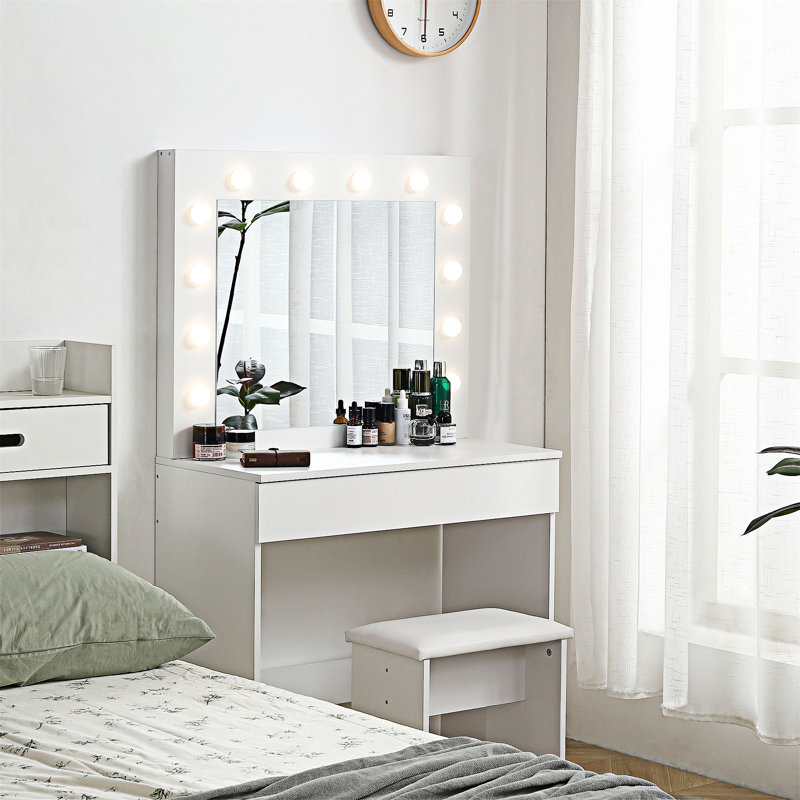 Table de coiffeuse avec miroir lumineux
