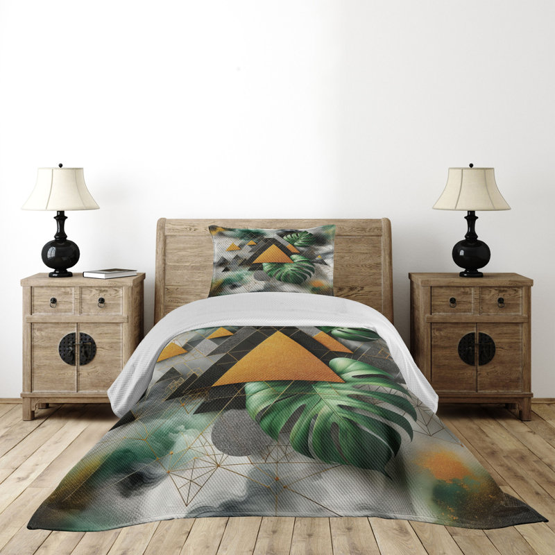 Polyester Geometric Shapes Coverlet, Twin Coverlet + 1 Standard Shams
